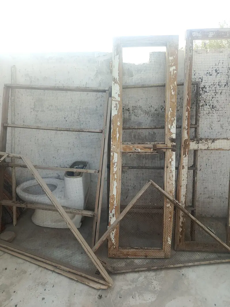 locked kabze b lagi h netdor 6 piece bara door kitchen pe b lag skta h — photo 2