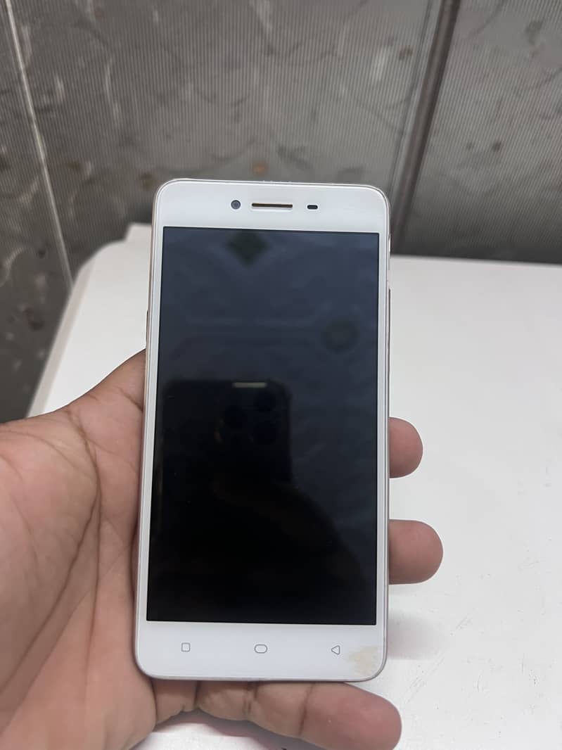 OPPO A37w 1