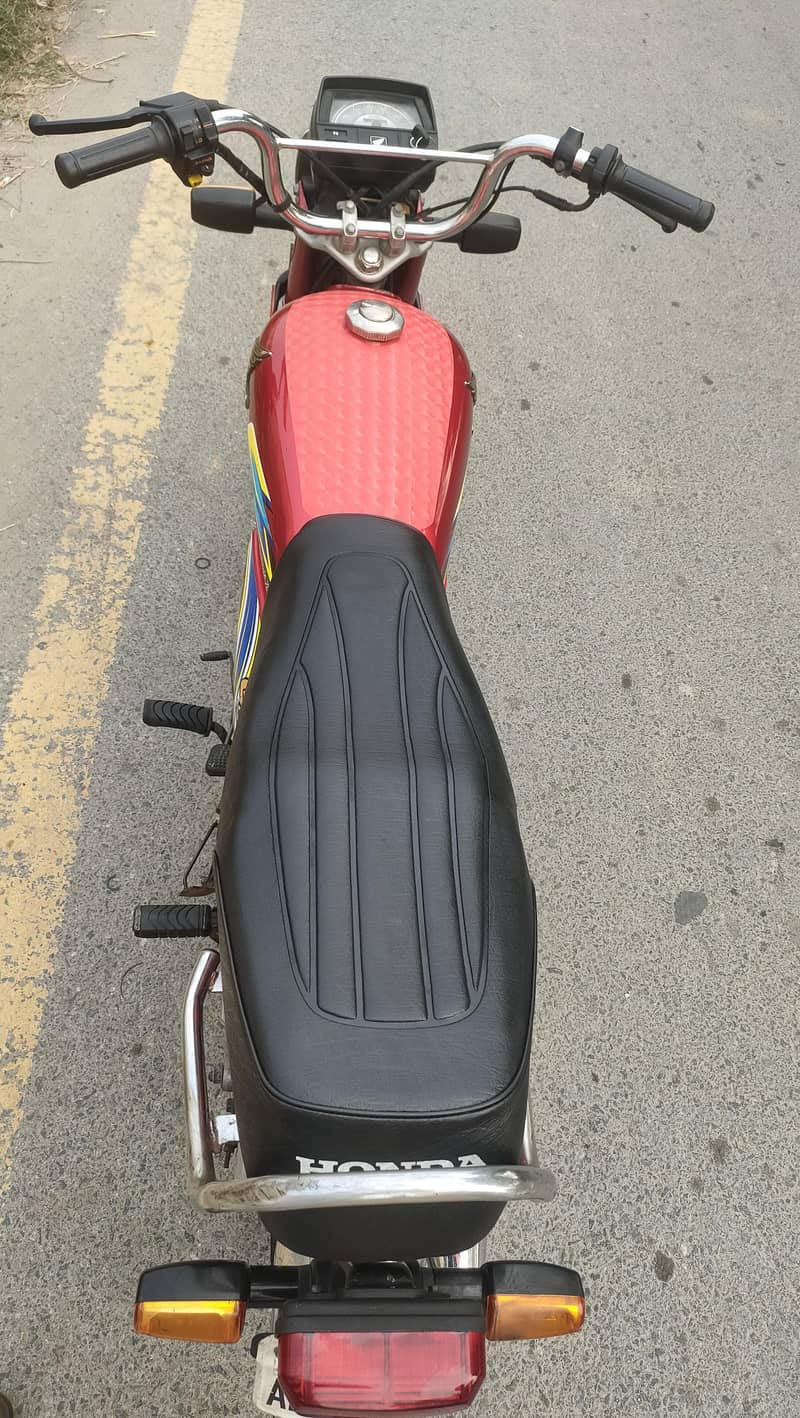 HONDA CD70 7