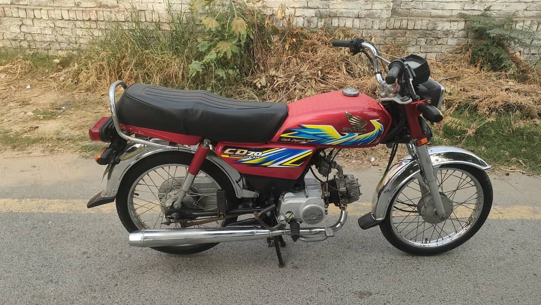 HONDA CD70 8