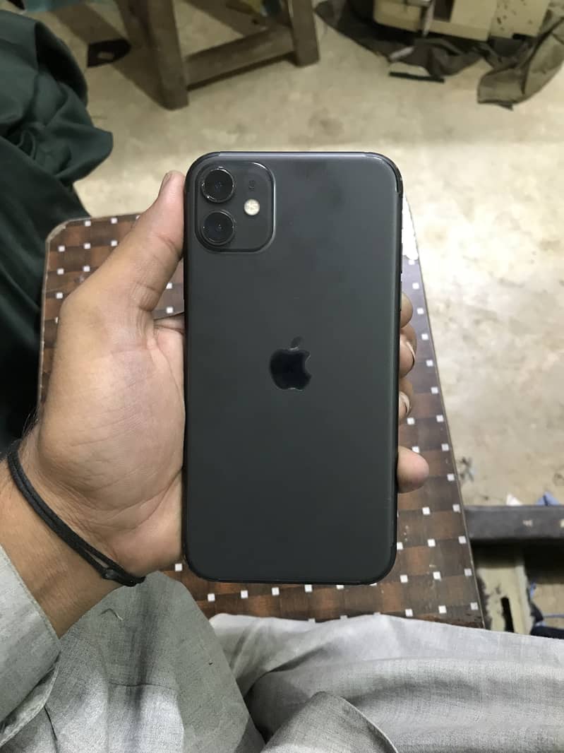 Apple iPhone 11 7