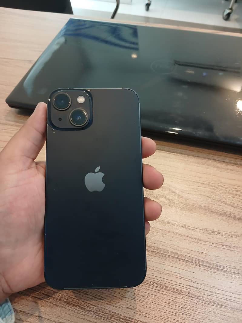 Apple iPhone 13 1