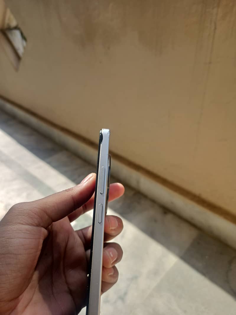 Xiaomi POCO C75 3