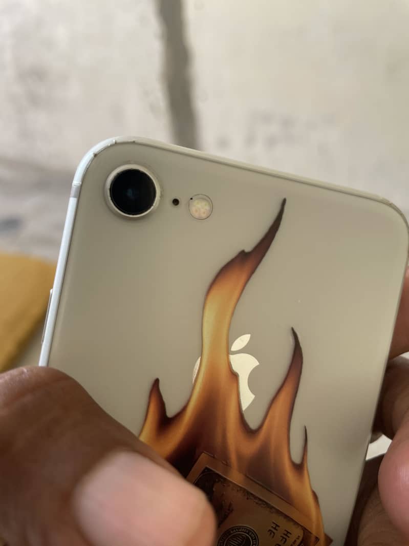 Apple iPhone 8 2