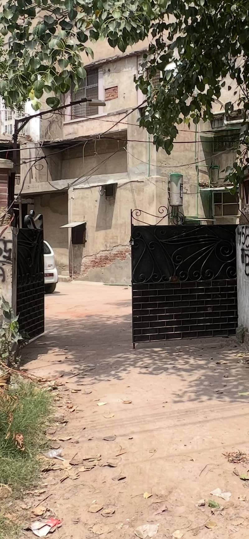 iron gate 1