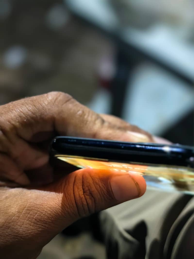 Apple iPhone 11 Pro 5