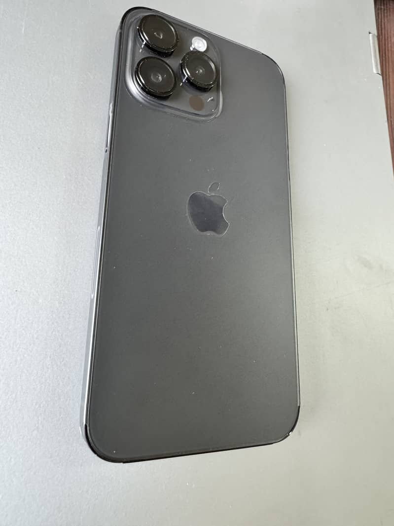 Apple iPhone 14 Pro Max 6