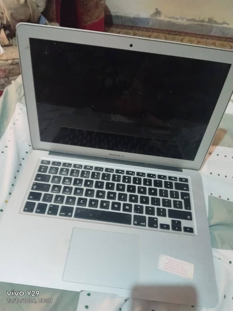 MacBook air 13 0