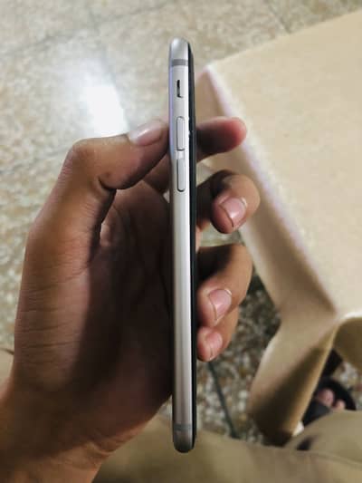 Apple iPhone 6S