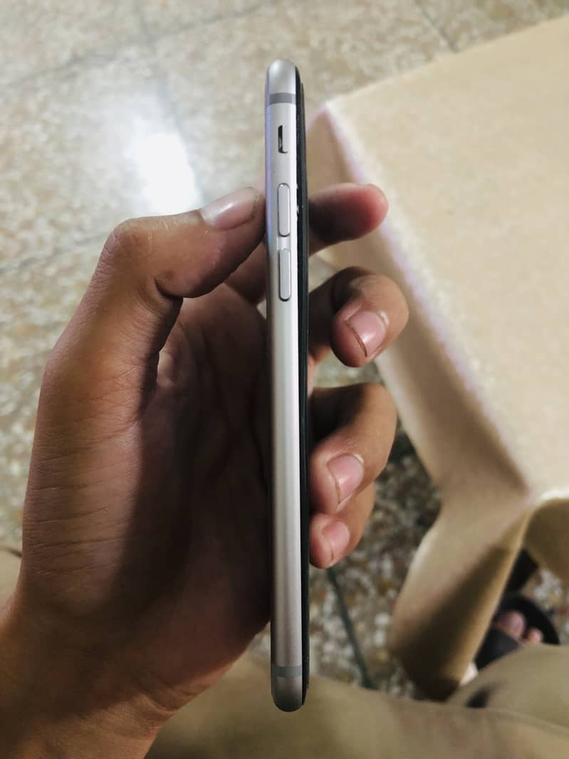 Apple iPhone 6S 0