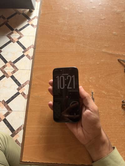Apple iPhone 15 Pro jv 85 health