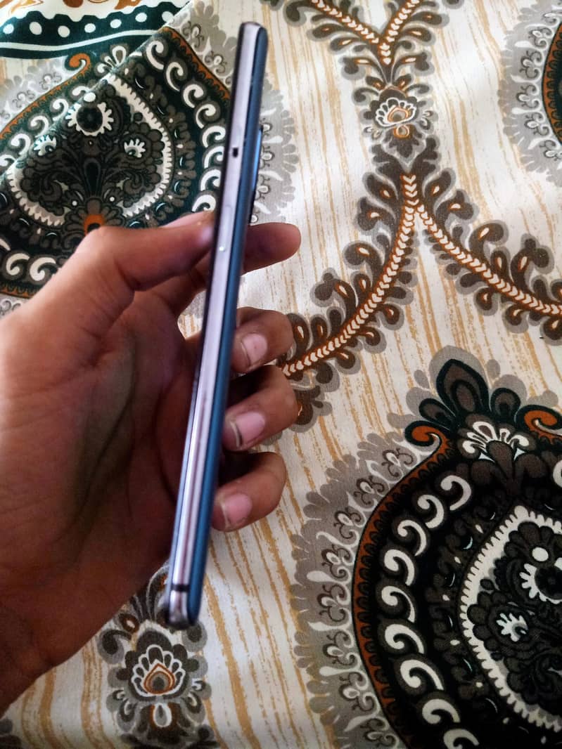 One Plus 7t 2