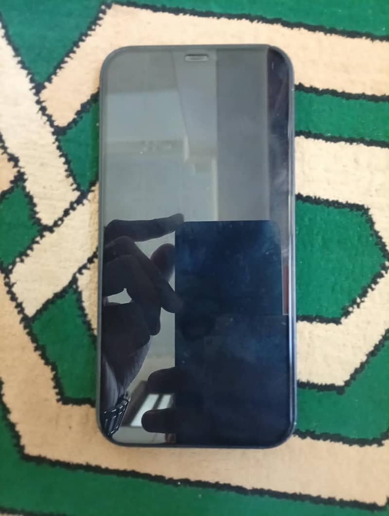 Apple iPhone 12 1