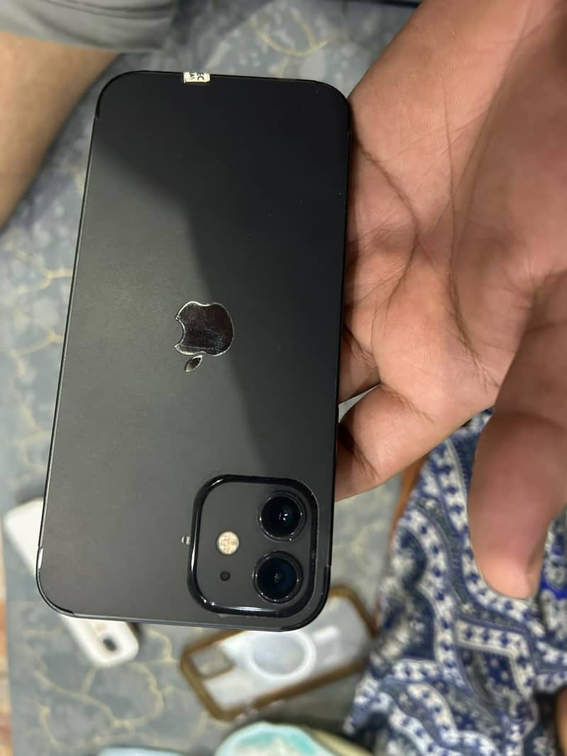 Apple iPhone 12 1