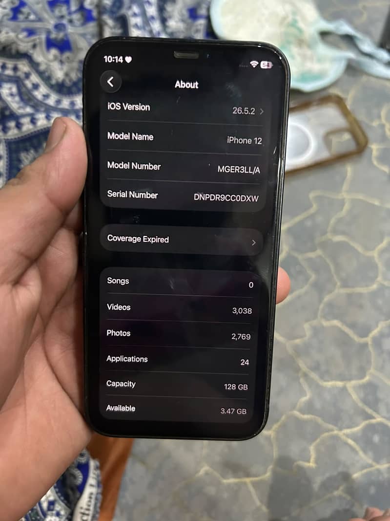 Apple iPhone 12 6