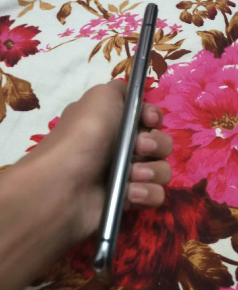 One Plus 7T 3