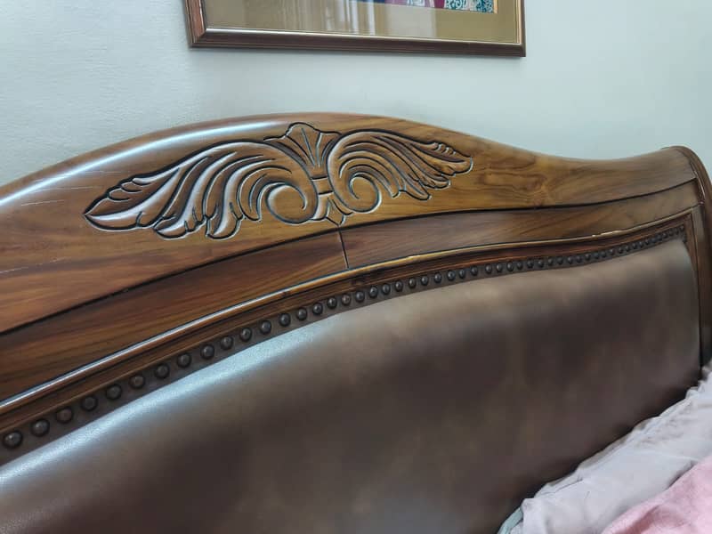 King Size Bed - Double Bed - Good Condition 2