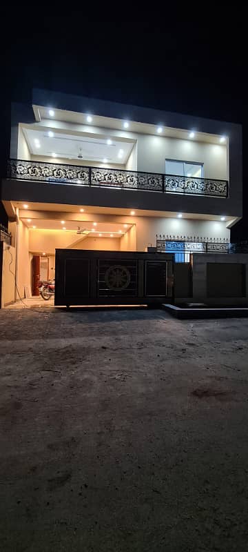 8 Marla Brand New House available for Sale