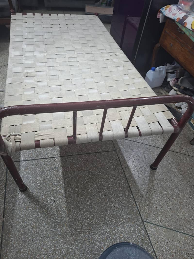 solid iron old charpai in good condition 1