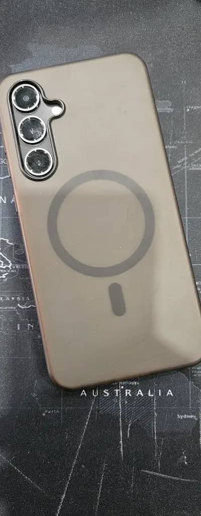 Samsung Mobile S24 fE