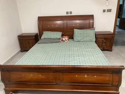 Double bed set  for sale