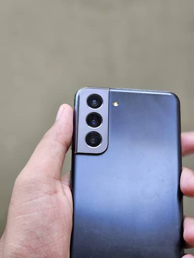 Samsung Mobile S21.  PTA