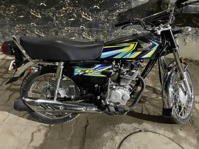 Honda 125 Black 25/26 Model