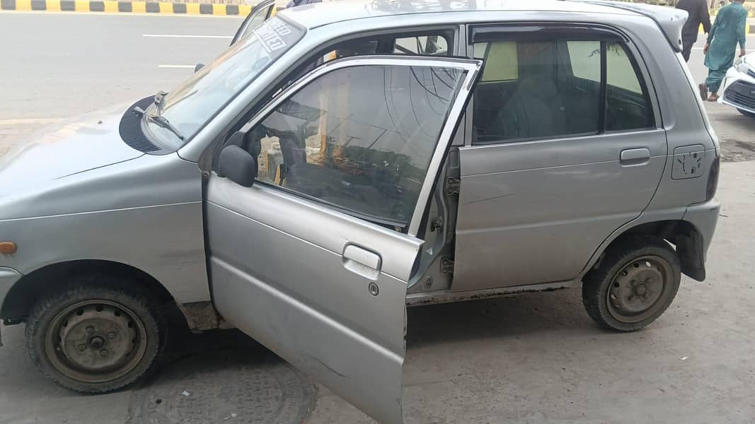 Daihatsu Cuore 2002 2