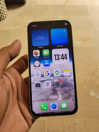 Apple iPhone 12