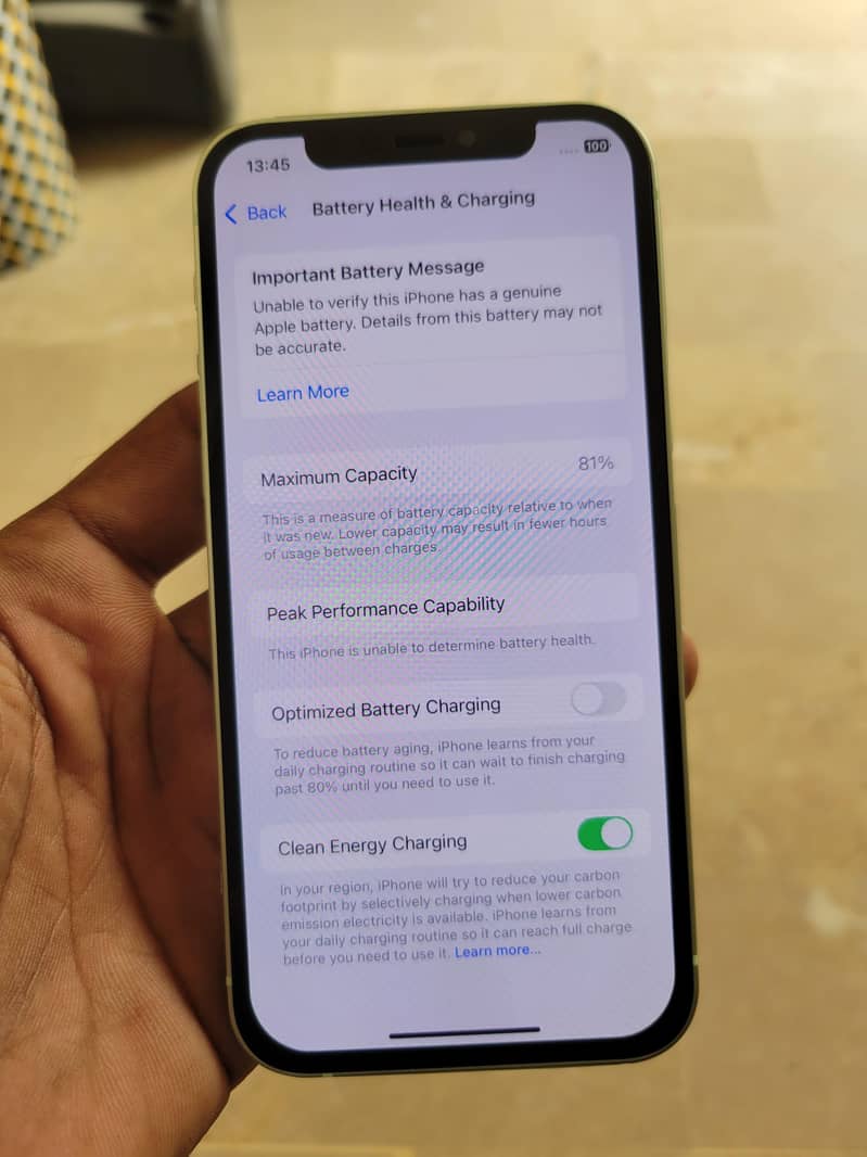 Apple iPhone 12 4