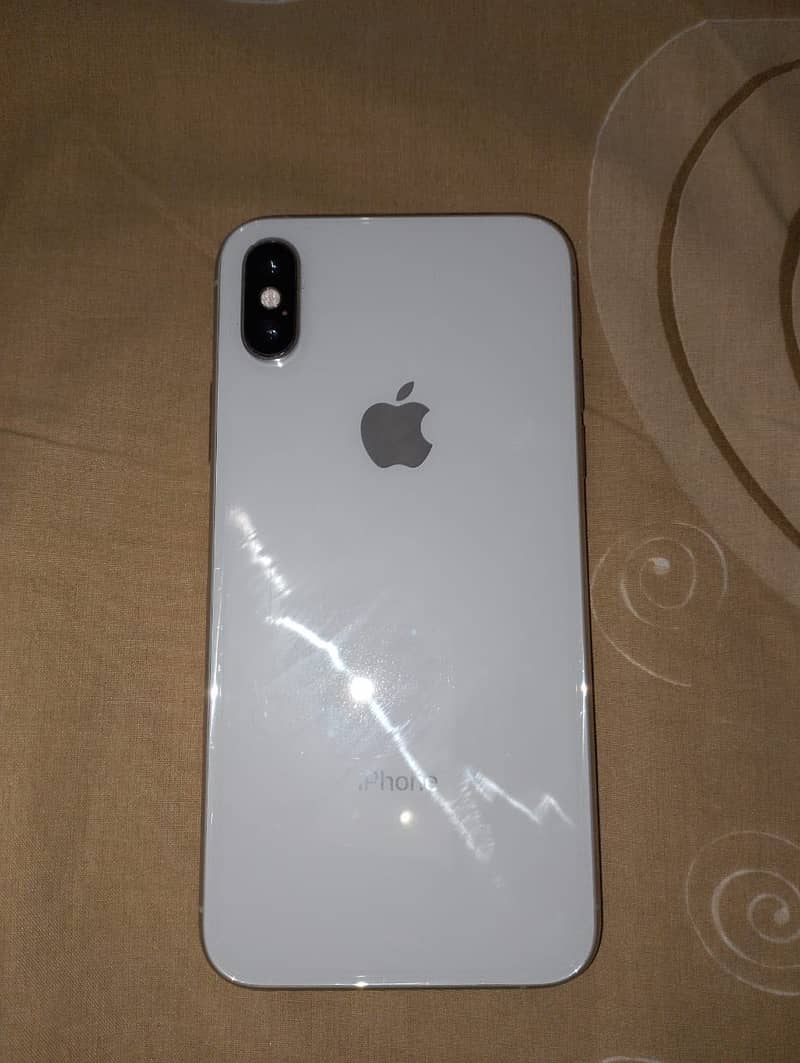 Apple iPhone XS 3