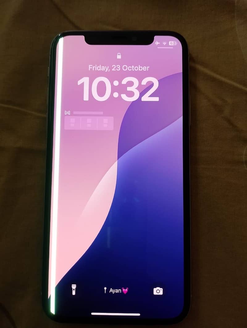 Apple iPhone XS 4