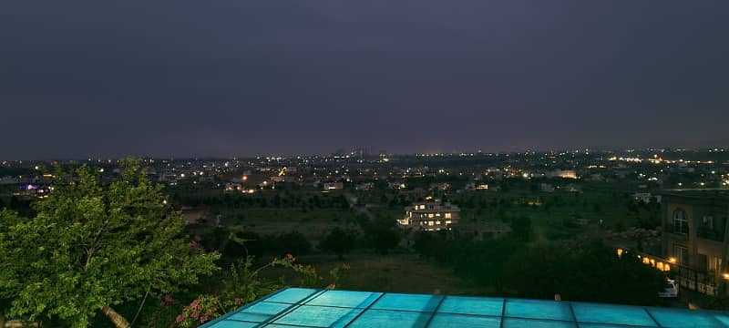 5 Marla Level Plot available 3