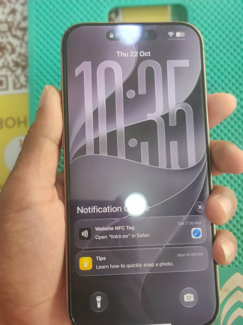 Apple iPhone 16 Pro Max 1