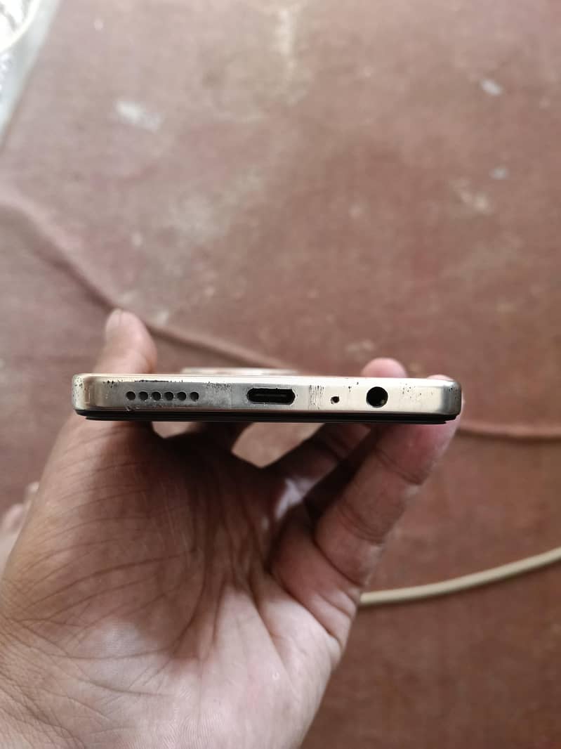 Tecno CAMON 30 2