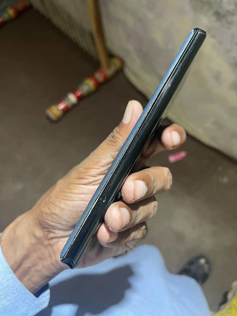 Motorola Edge Plus 3