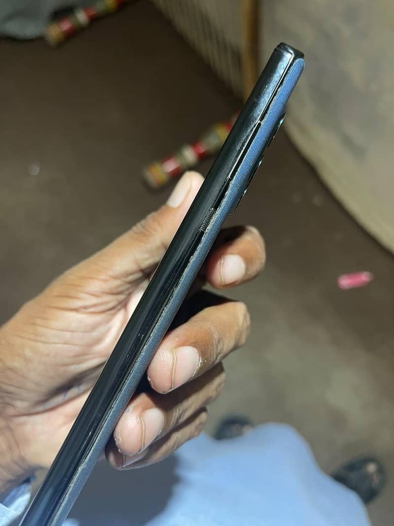Motorola Edge Plus 4
