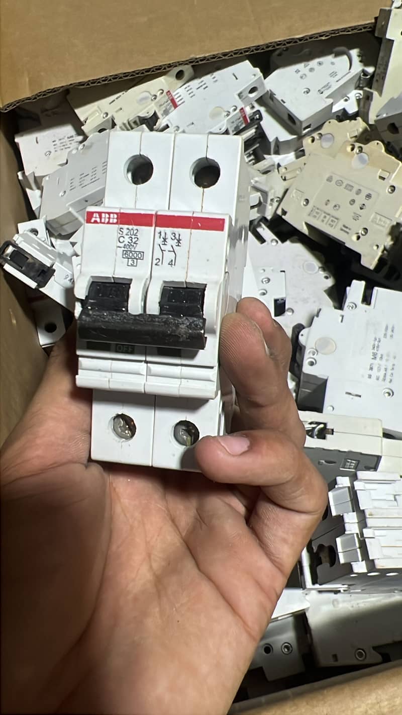 all circuit breakers available 0