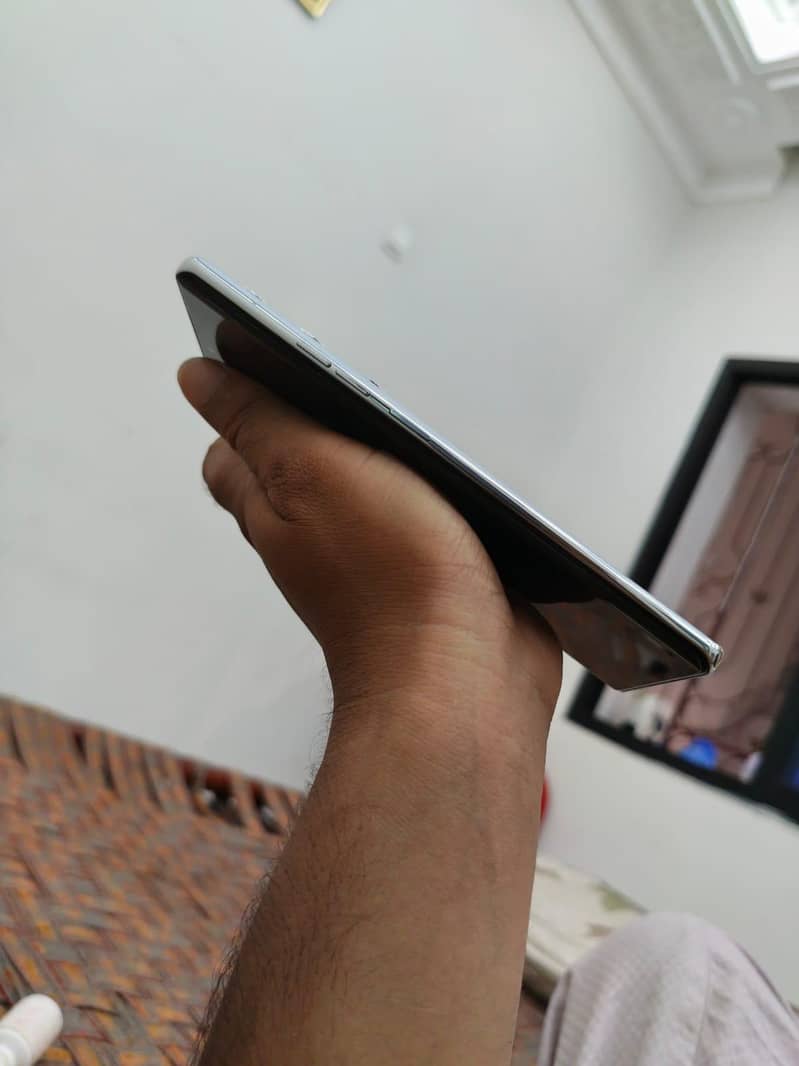 Tecno CAMON 40 Pro 2