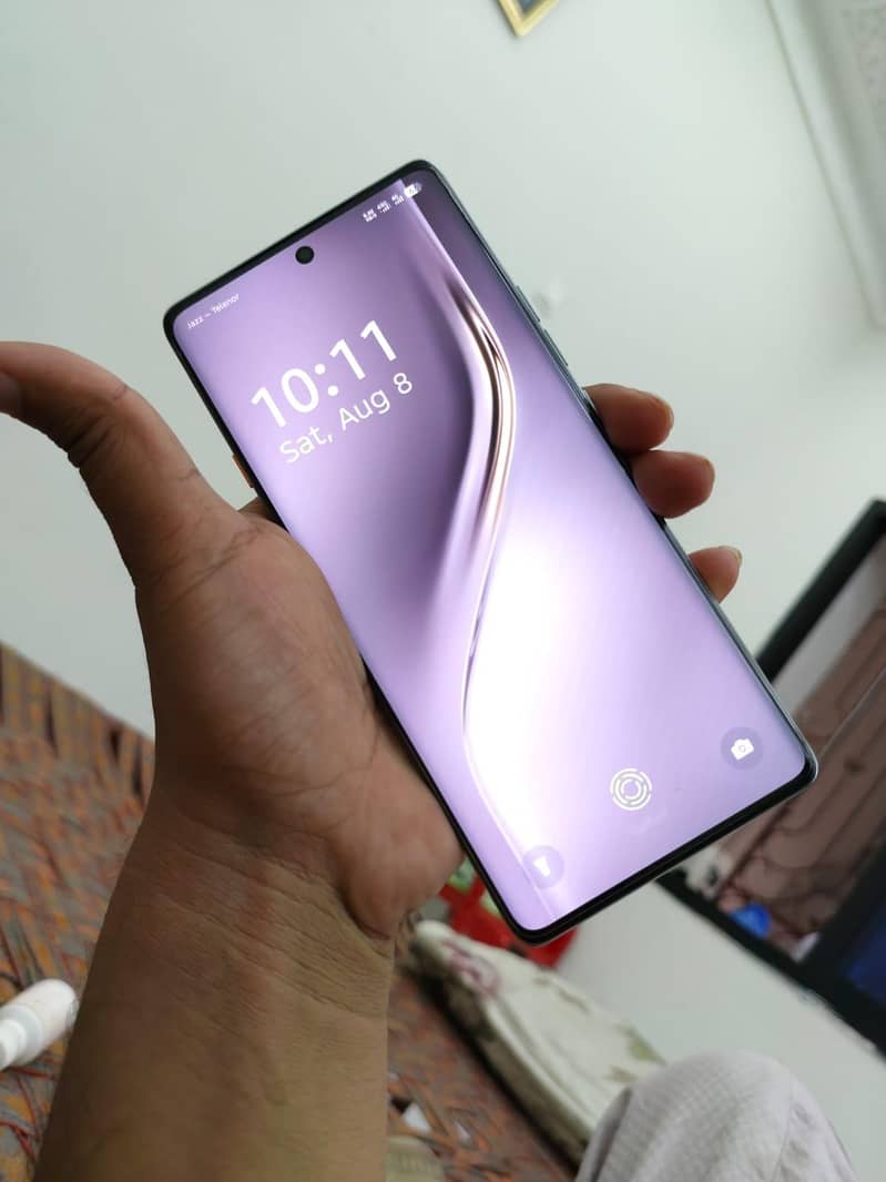 Tecno CAMON 40 Pro 4