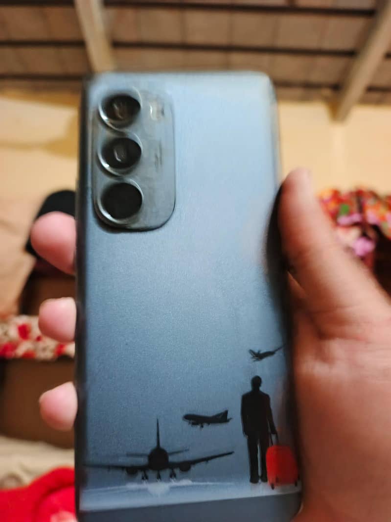 Tecno spark 40 pro plus 0