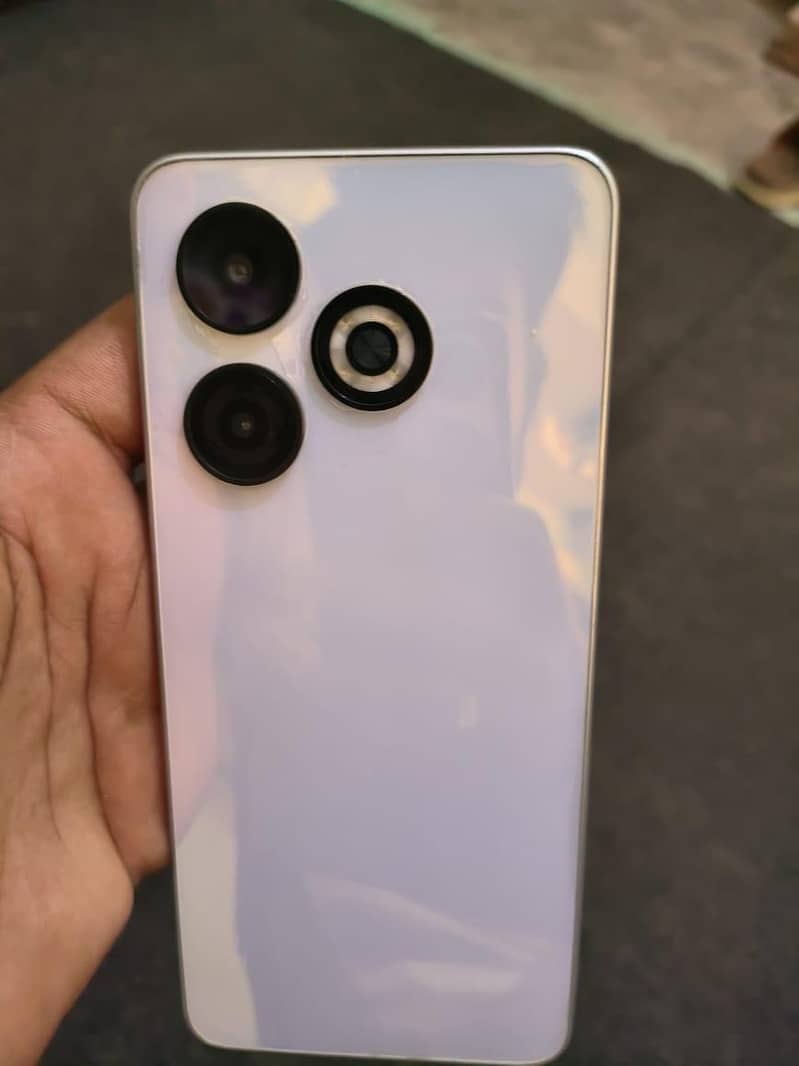 Infinix Smart 8 1