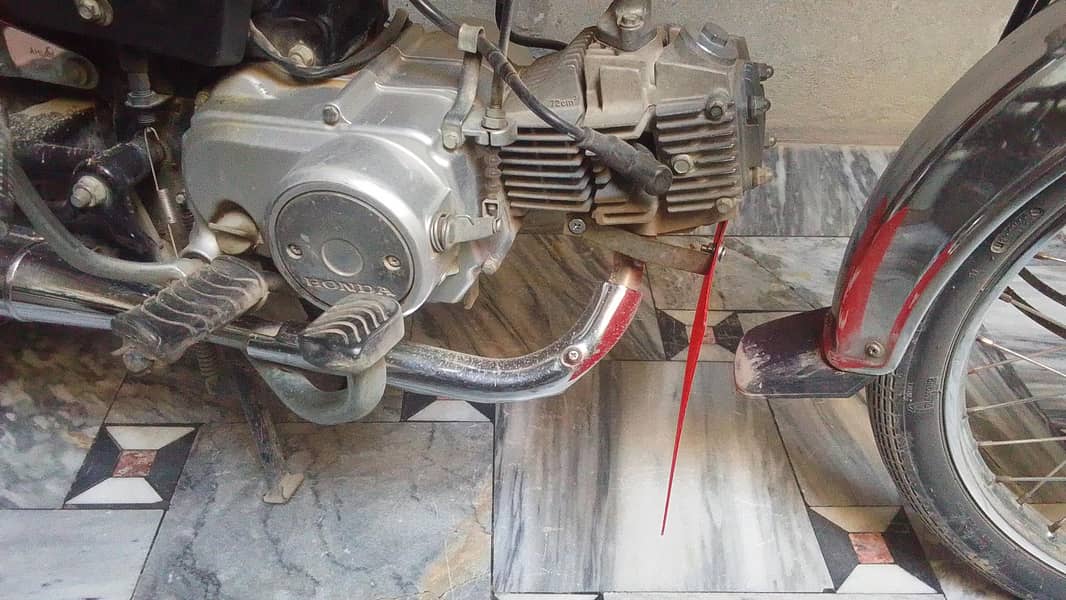 Honda CD 70 6