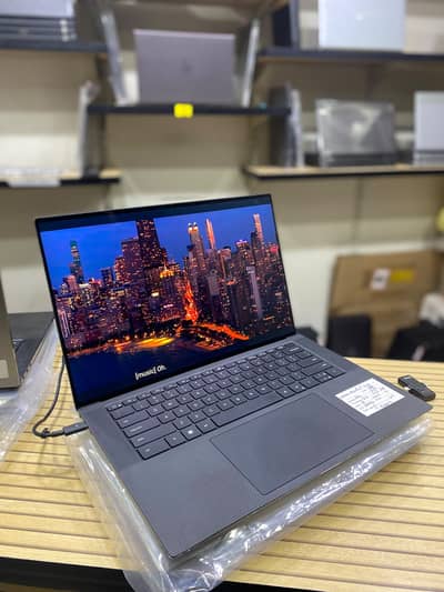 Dell Precision 5560 Touchscreen Workstation Core i5 11th Gen Laptops