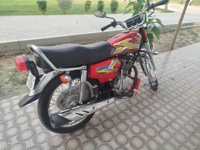 Honda 125 home use byke for urgent sale