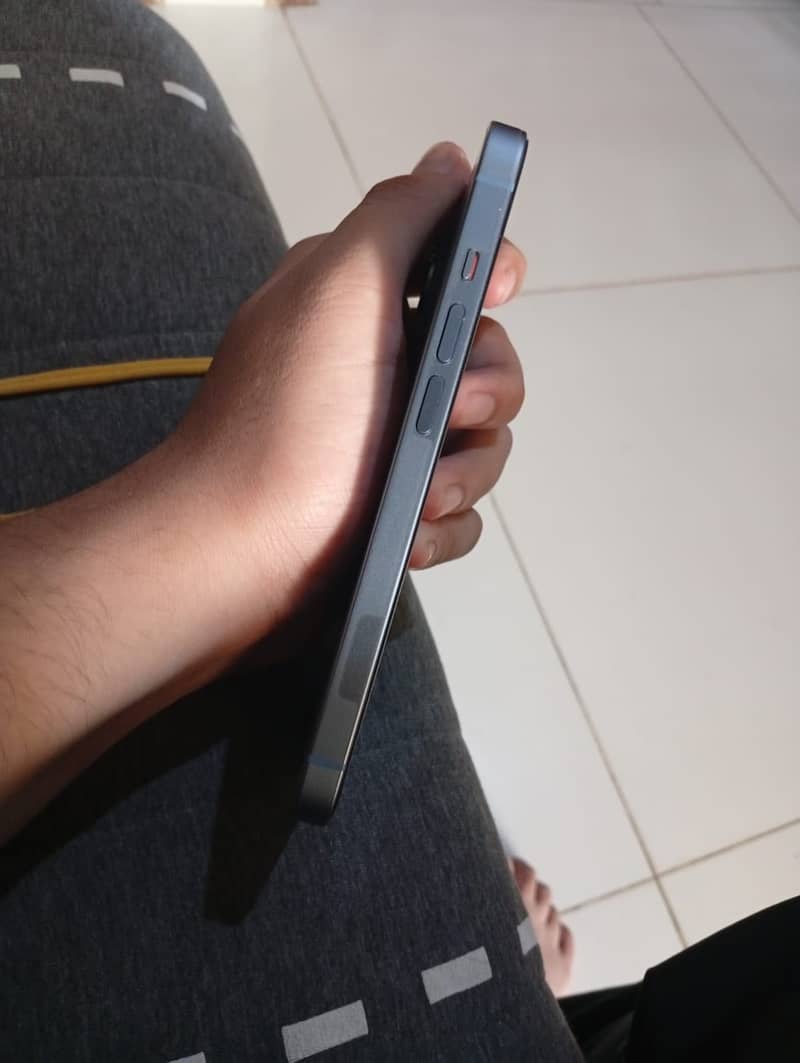 Apple iPhone 14 0