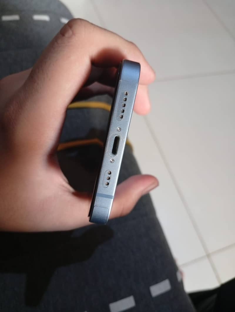 Apple iPhone 14 2