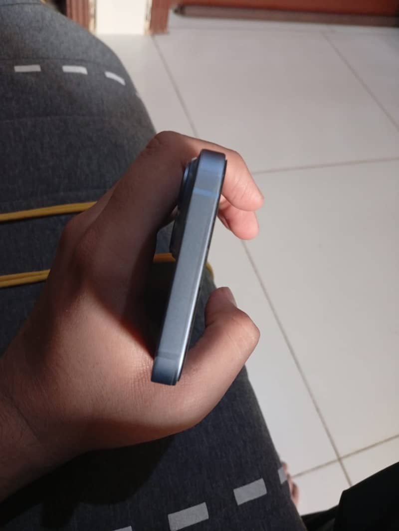 Apple iPhone 14 5