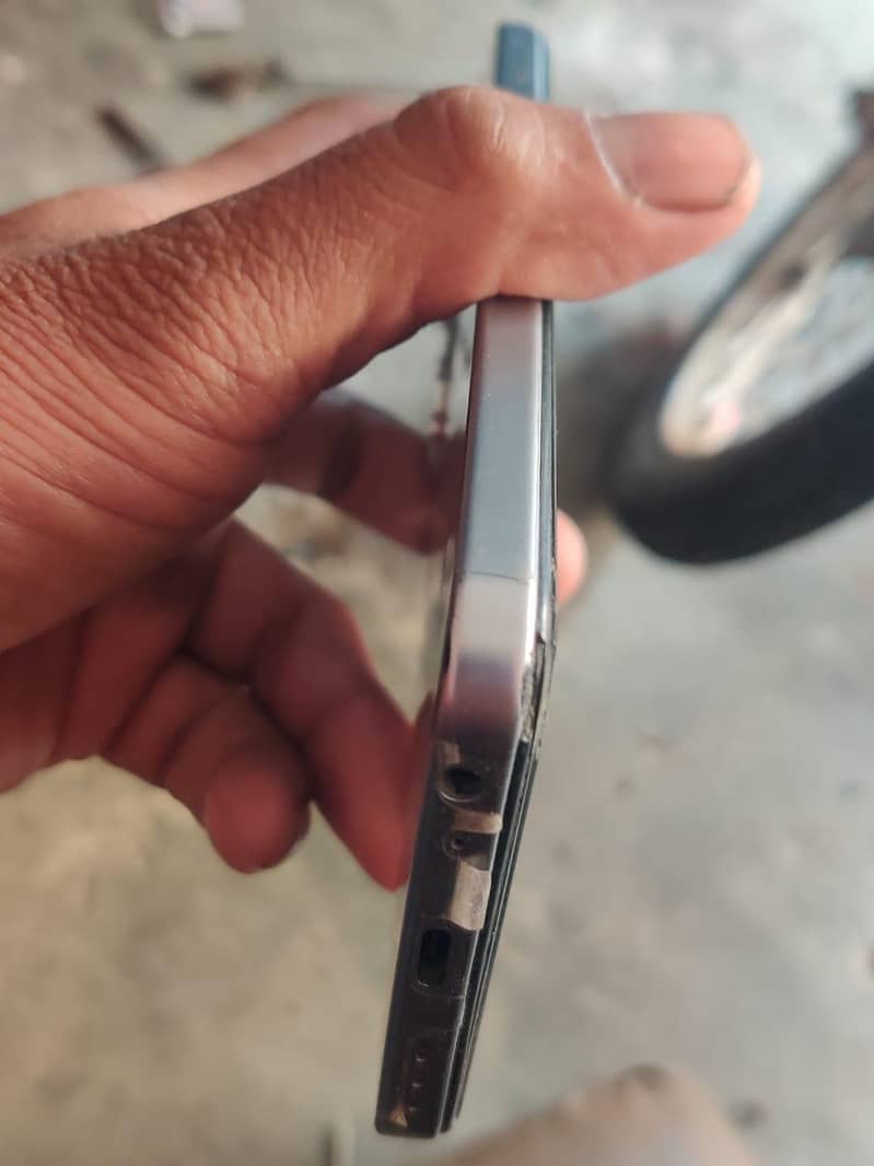 Tecno Spark Go 2 2