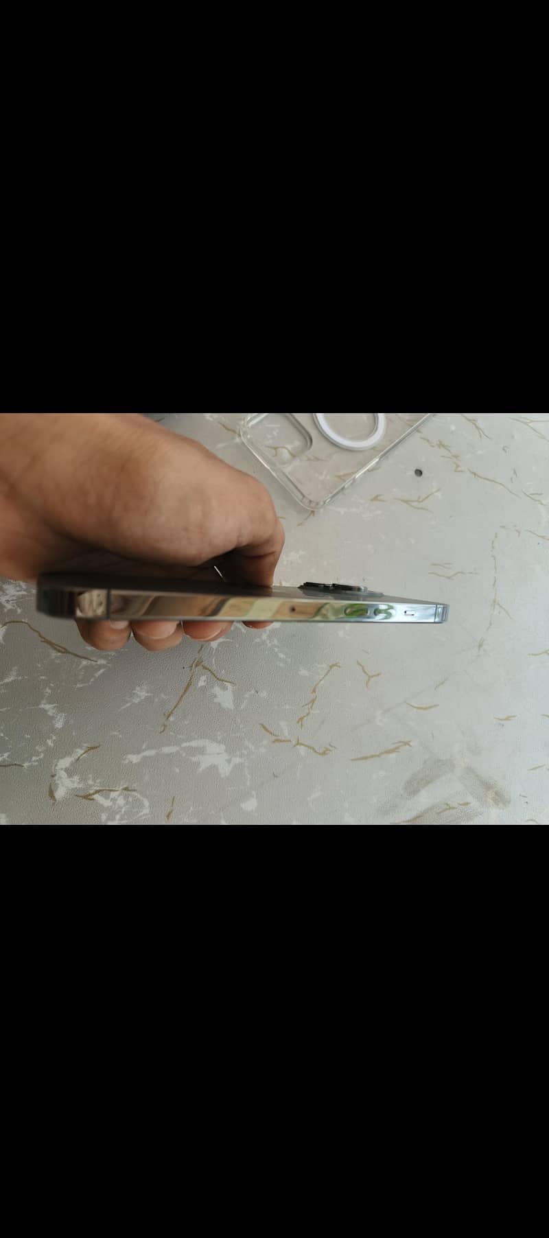 Apple iPhone 13 Pro Max 3